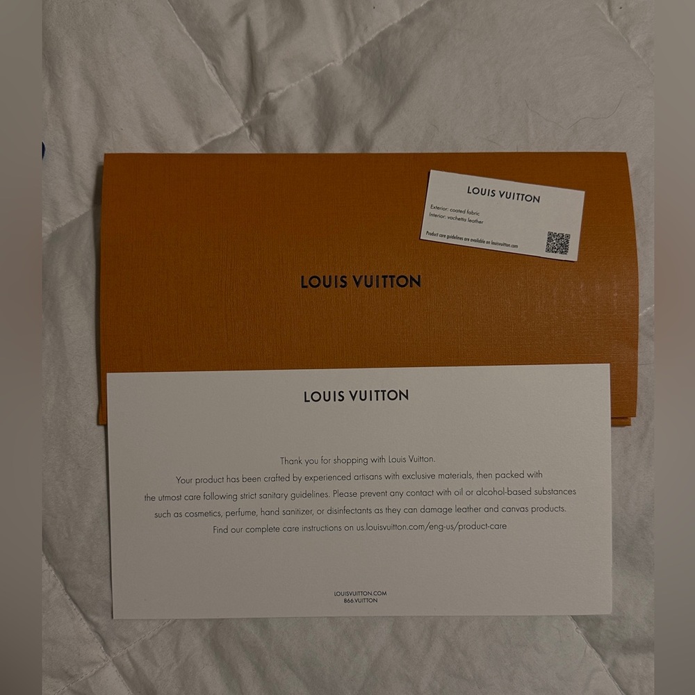 🩵SOLD🩵LOUIS VUITTON | Monogram Canvas Key Pouch code FL4220 - Picture 7 of 9